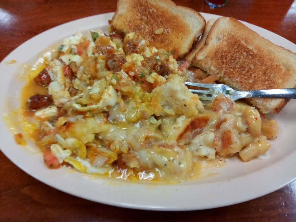 Luis Burgers | restaurant | 1565 White Ln, Bakersfield, CA 93307, USA | 6613974080 OR +1 661-397-4080