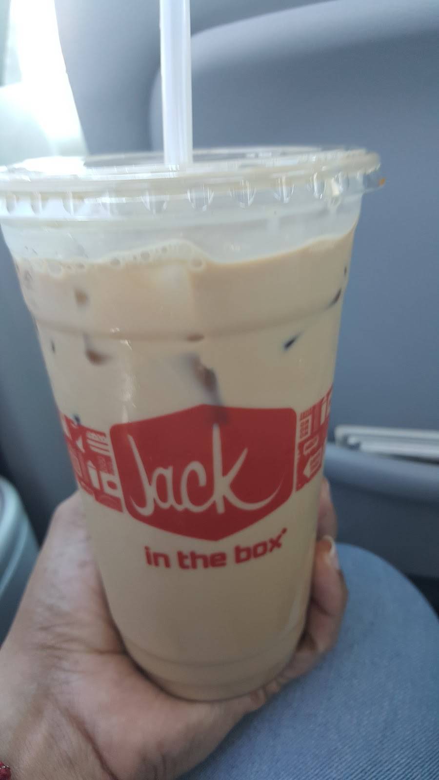 Jack in the Box | restaurant | 31 E Hanford Armona Rd, Lemoore, CA 93245, USA | 5599240424 OR +1 559-924-0424