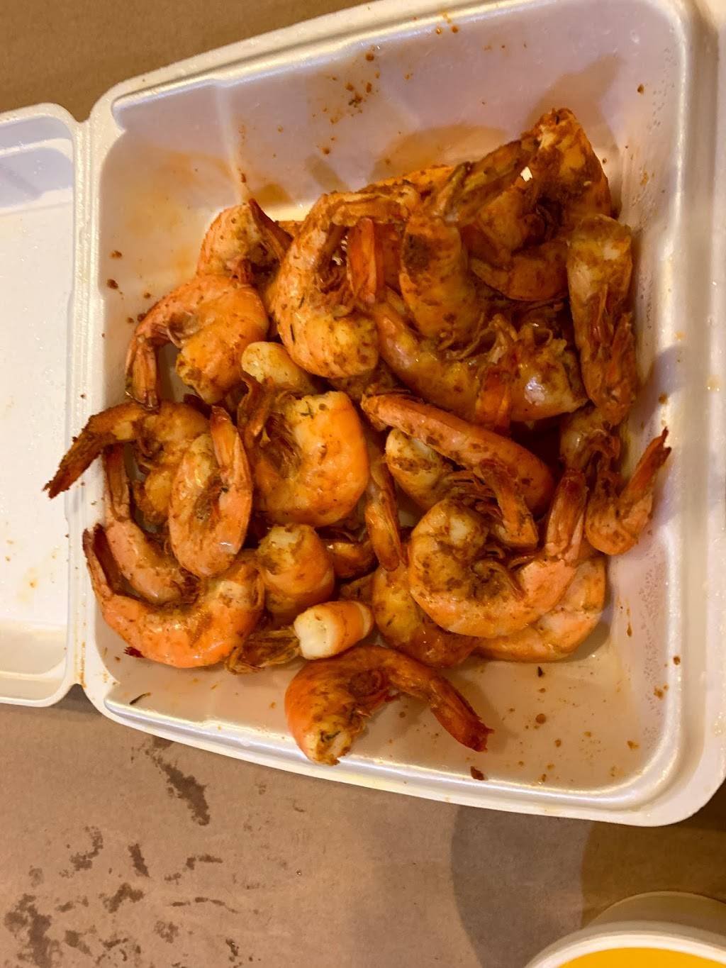 Little Lous Seafood | restaurant | 8043 Philadelphia Rd, Rosedale, MD 21237, USA | 4108663900 OR +1 410-866-3900