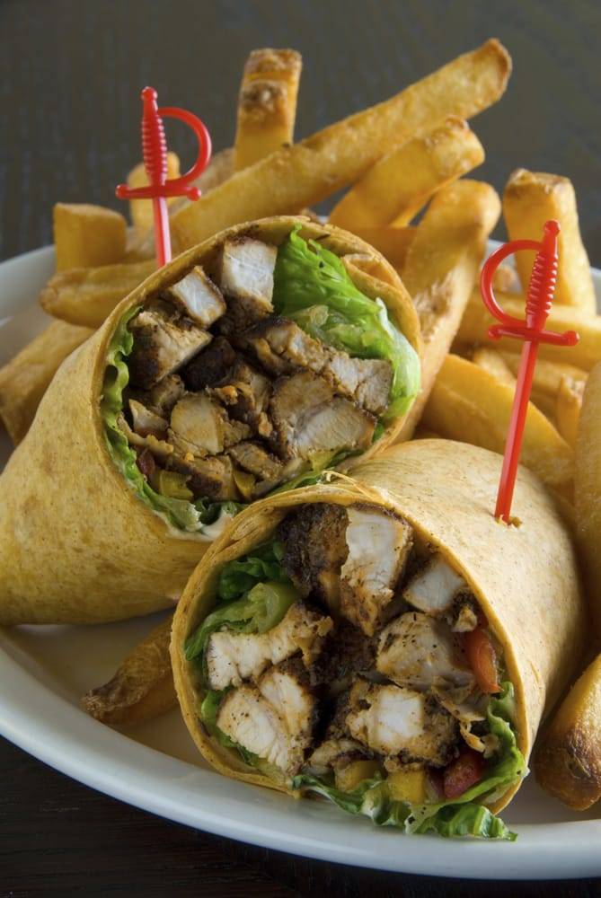 Pinkys Famous Pizza | restaurant | 165 Main St, Medford, MA 02155, USA | 7813917465 OR +1 781-391-7465