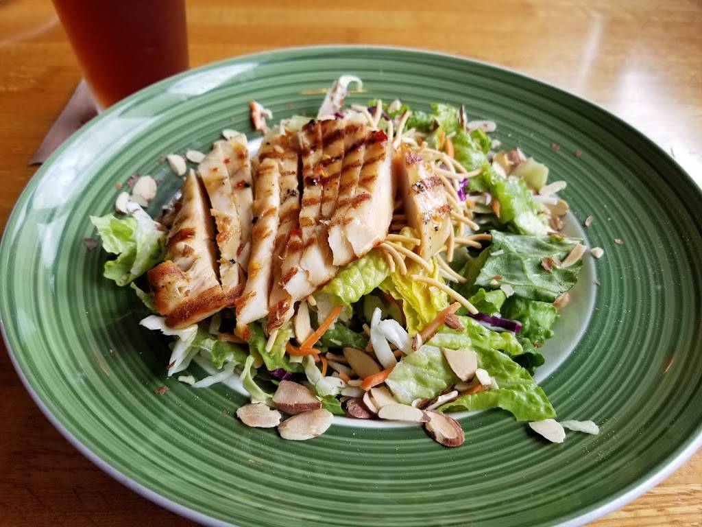 Applebees Grill + Bar | restaurant | 2228 Del Prado Blvd S, Cape Coral, FL 33990, USA | 2394585155 OR +1 239-458-5155