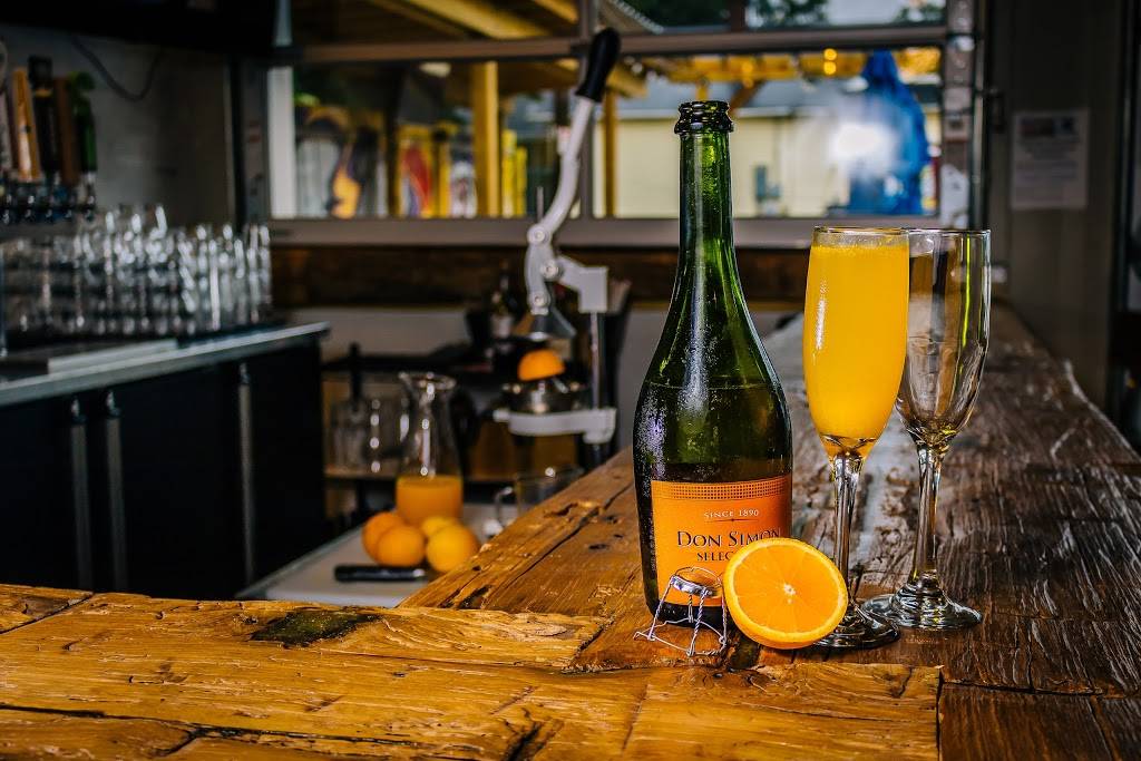 Saucemans | restaurant | 215 Southside Dr, Charlotte, NC 28217, USA | 7043337070 OR +1 704-333-7070