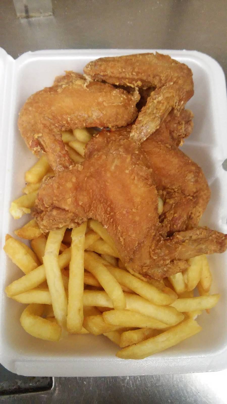 Four Seasons Chinese Food and Sandwiches | restaurant | 240 N Luzerne Ave, Baltimore, MD 21224, USA | 4105581010 OR +1 410-558-1010