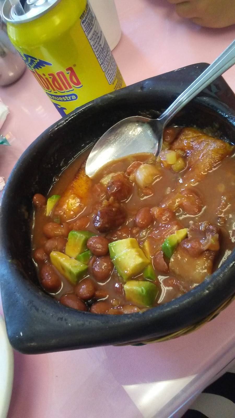 La Carbonera | restaurant | 887 Main St, Paterson, NJ 07503, USA | 9735230023 OR +1 973-523-0023