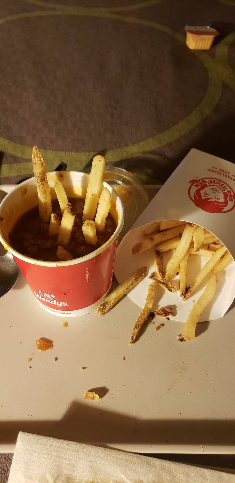 Wendys | restaurant | 913 Dunbar Ave, Dunbar, WV 25064, USA | 3047688592 OR +1 304-768-8592