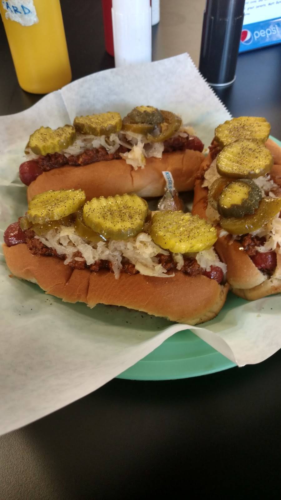 Dukes Doggs | restaurant | 405 W Main St, Easley, SC 29640, USA | 8643078049 OR +1 864-307-8049