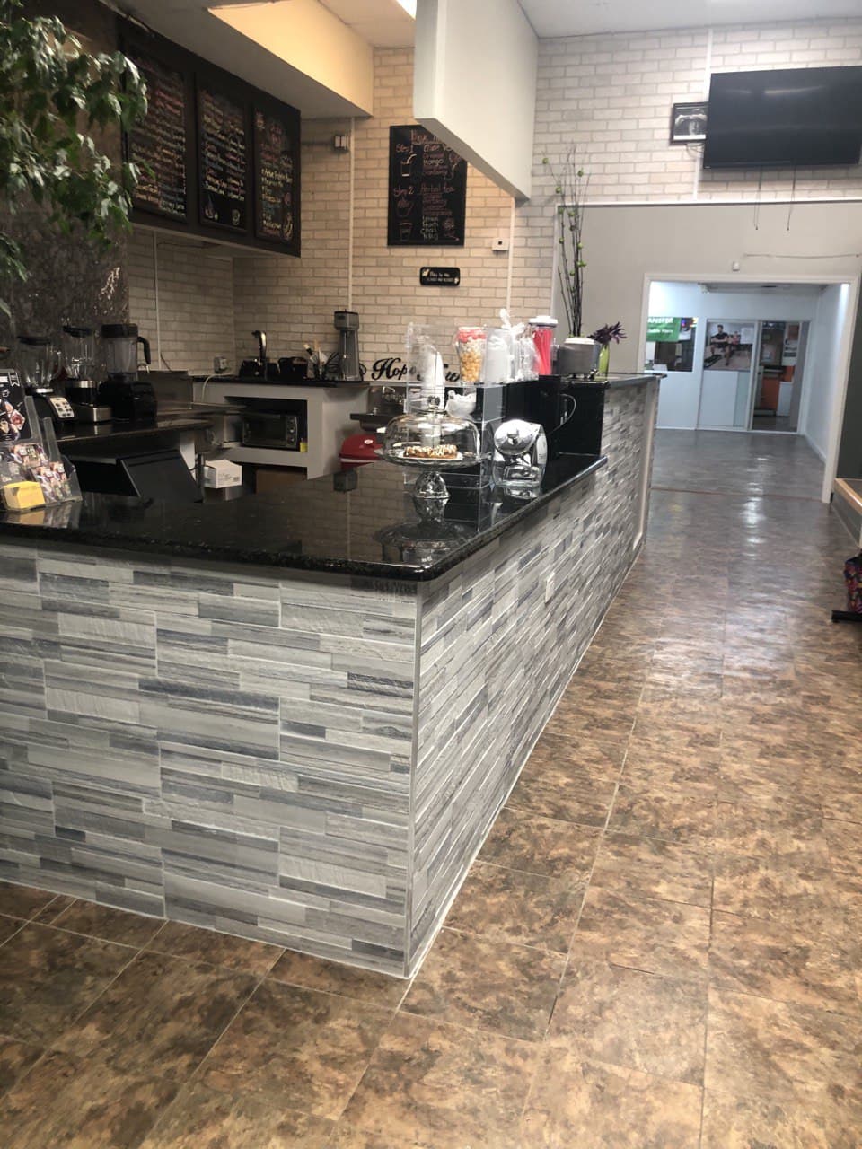 Lake Shore Nutrition Chicago | meal takeaway | 4545 N Broadway, Chicago, IL 60640, USA | 7736157344 OR +1 773-615-7344