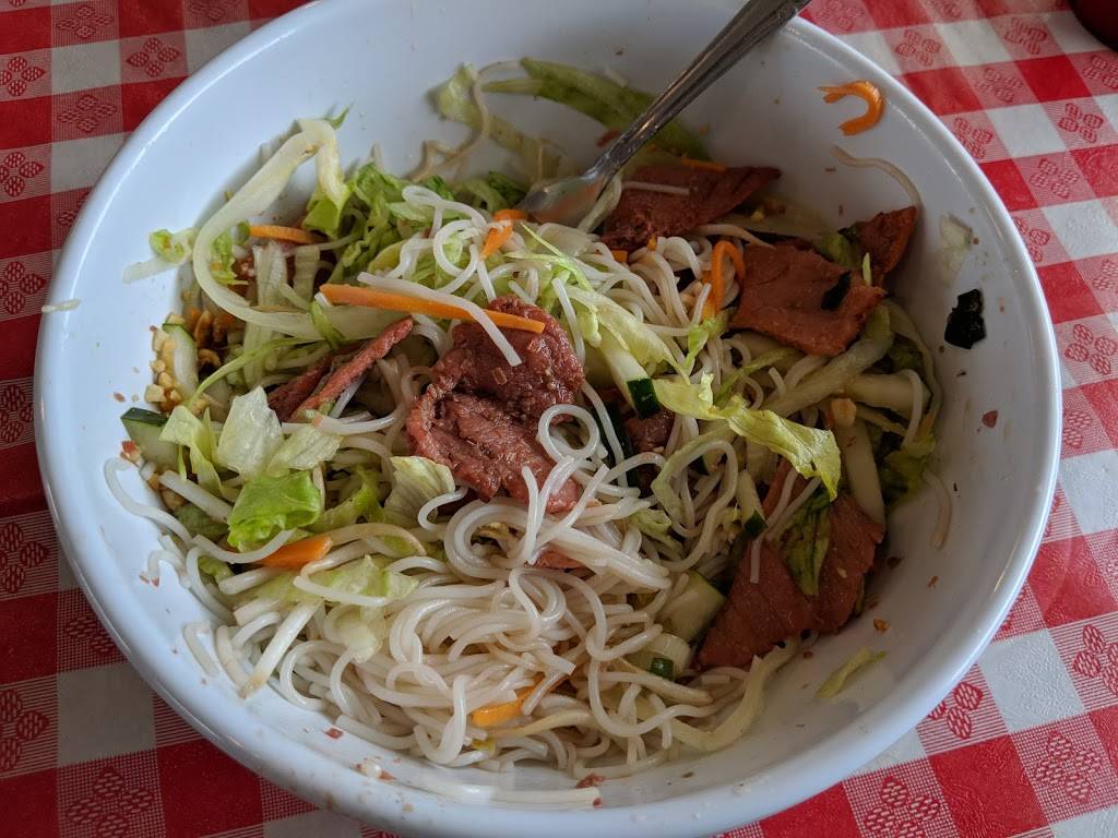 Pho Saigon Vietnamese Noodle & Grill | restaurant | 1313 W 7th St, Joplin, MO 64801, USA | 4176279966 OR +1 417-627-9966