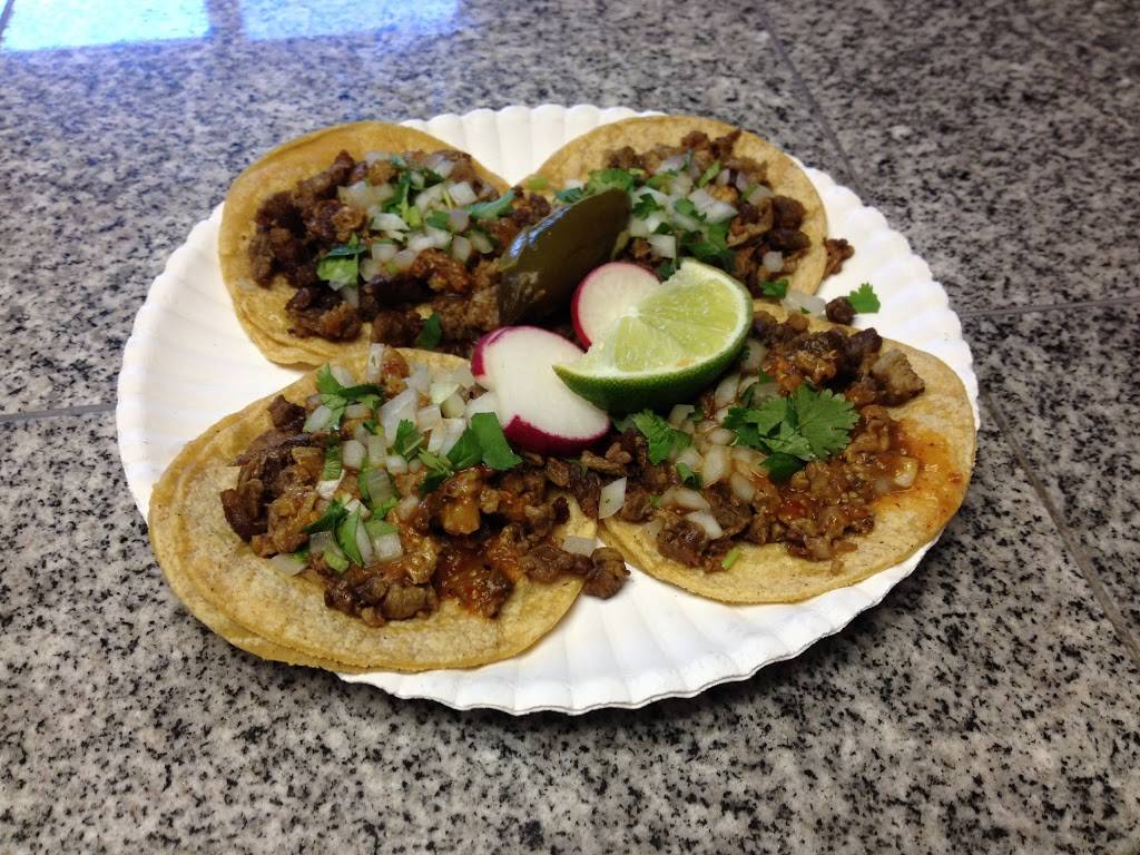 Julias Taqueria | restaurant | 4425 Main St, Denair, CA 95316, USA | 2096689427 OR +1 209-668-9427