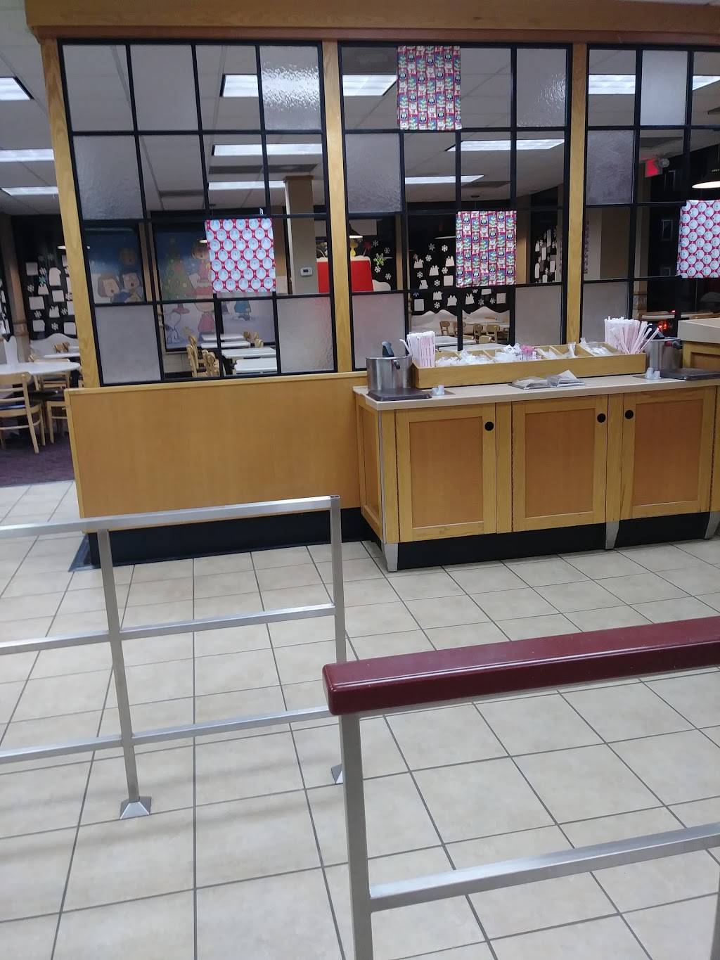 Wendys | restaurant | 217 Washington Ave, Endicott, NY 13760, USA | 6077546124 OR +1 607-754-6124