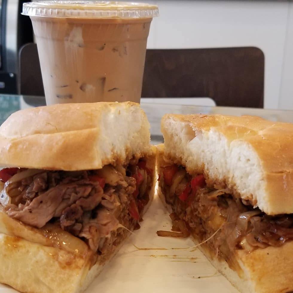 JJ Italian Deli | restaurant | 649 Long Beach Boulevard, Long Beach, CA 90802, USA | 5629838998 OR +1 562-983-8998