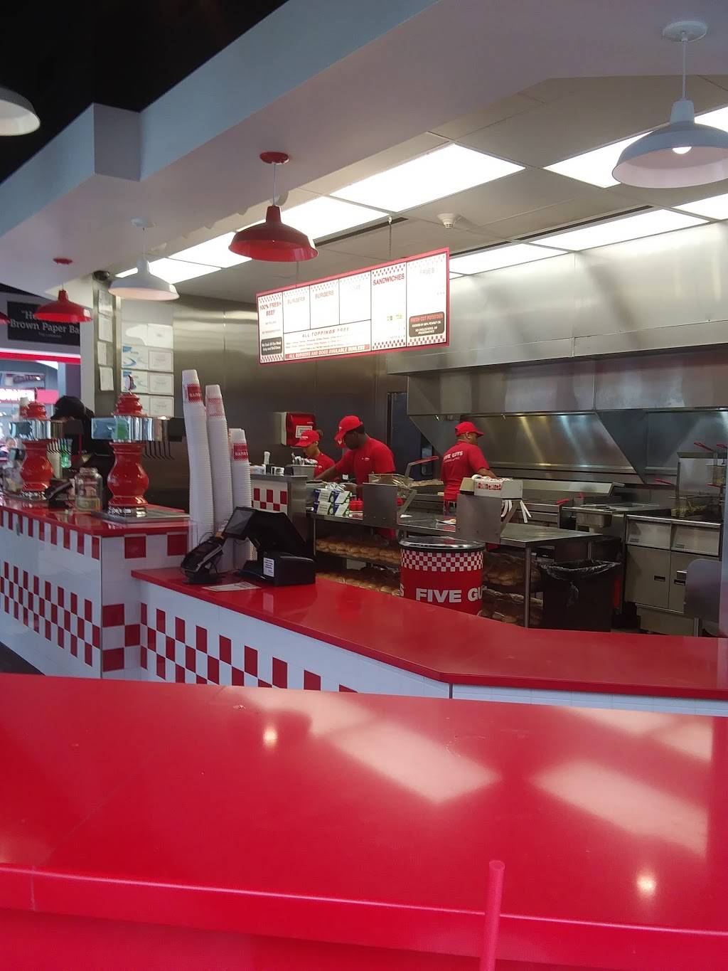 Five Guys | meal takeaway | 220 Easton Town Center, Columbus, OH 43219, USA | 6145325985 OR +1 614-532-5985