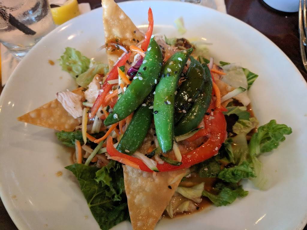 Stonewood Grill & Tavern | restaurant | 612 E Bloomingdale Ave, Brandon, FL 33511, USA | 8136559561 OR +1 813-655-9561