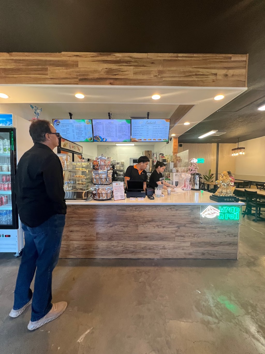 Wrap n roll | restaurant | 121 Eubank Blvd NE, Albuquerque, NM 87123, USA | 5059339681 OR +1 505-933-9681