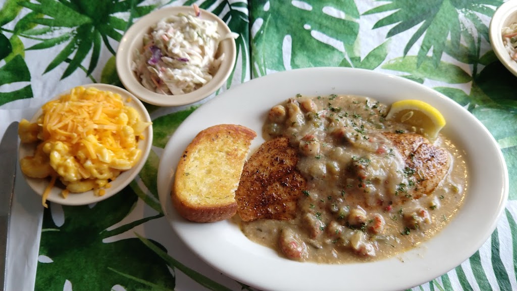 Captn Snappers | restaurant | 698 Lemoyne Dr, Dauphin Island, AL 36528, USA | 2518618300 OR +1 251-861-8300