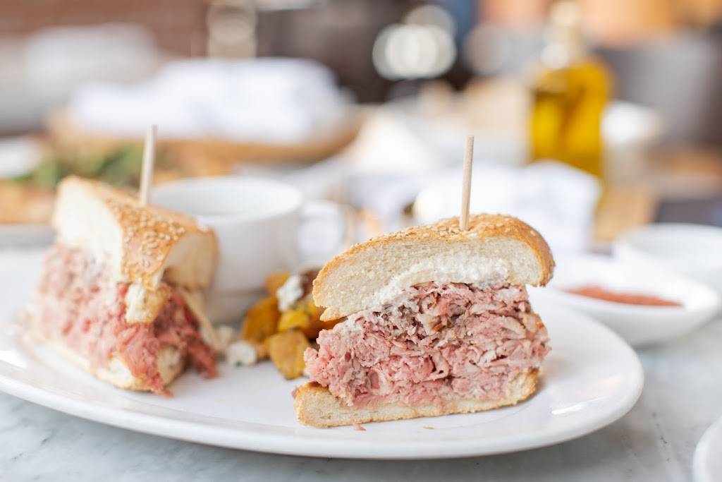 The Collins Small Batch Kitchen | restaurant | 3160 E Camelback Rd, Phoenix, AZ 85016, USA | 6027303533 OR +1 602-730-3533