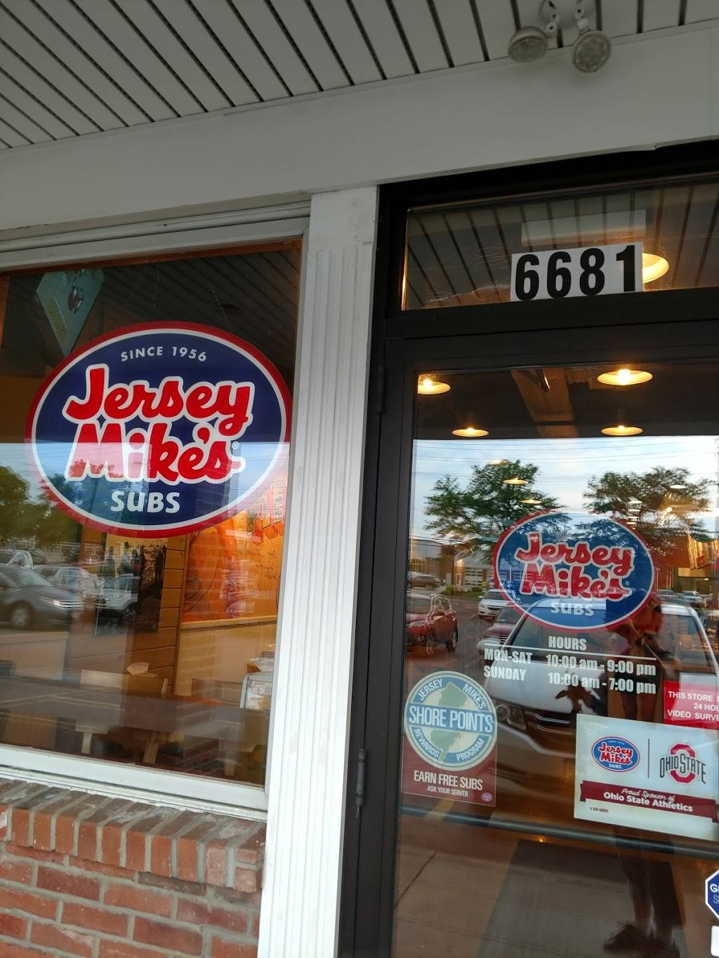 Jersey Mikes Subs | meal takeaway | 6681 Wilson Mills Rd, Mayfield Village, OH 44040, USA | 4405657827 OR +1 440-565-7827