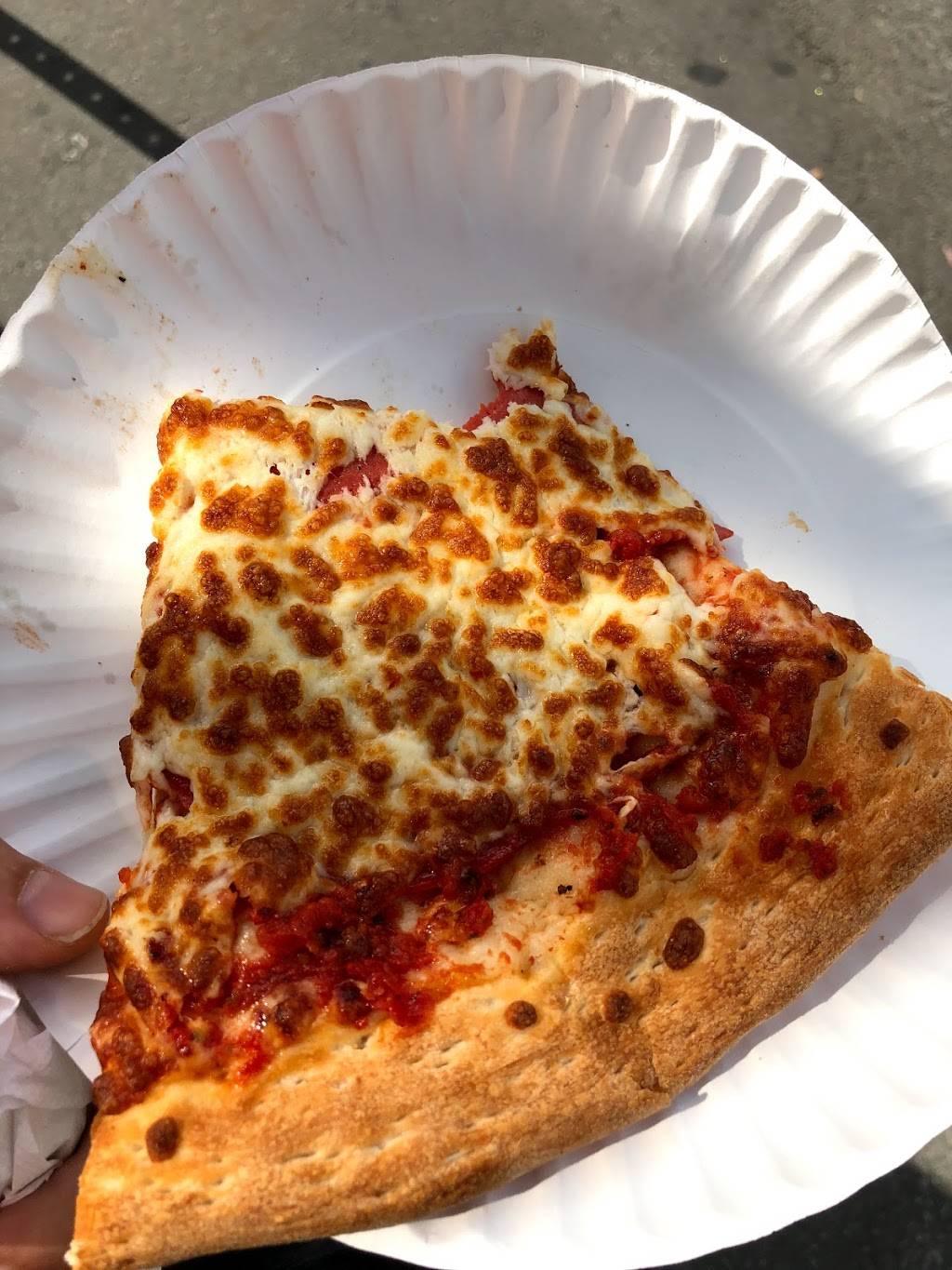 Kennedy fried chicken and pizza | restaurant | 5904 Boul Gouin O, Montréal, QC H4J 1E6, Canada | 5149034500 OR +1 514-903-4500