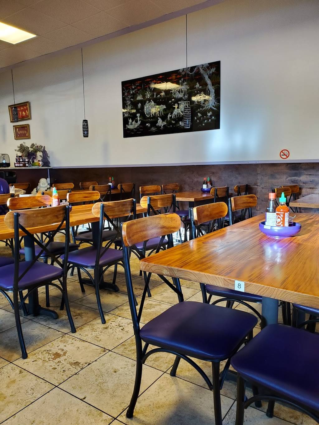 Mama Pho | restaurant | Shopping Center, 820 W Hind Dr Unit 111, Honolulu, HI 96821, USA | 8083738887 OR +1 808-373-8887