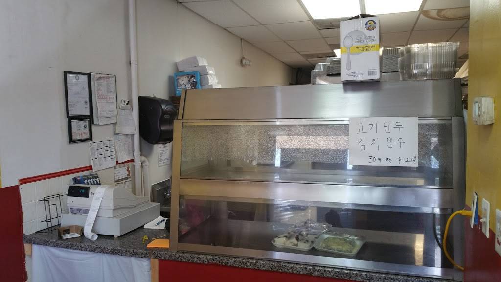 Fly Chicken Fly | restaurant | 16370 Fort Campbell Blvd, Oak Grove, KY 42262, USA | 2704396300 OR +1 270-439-6300