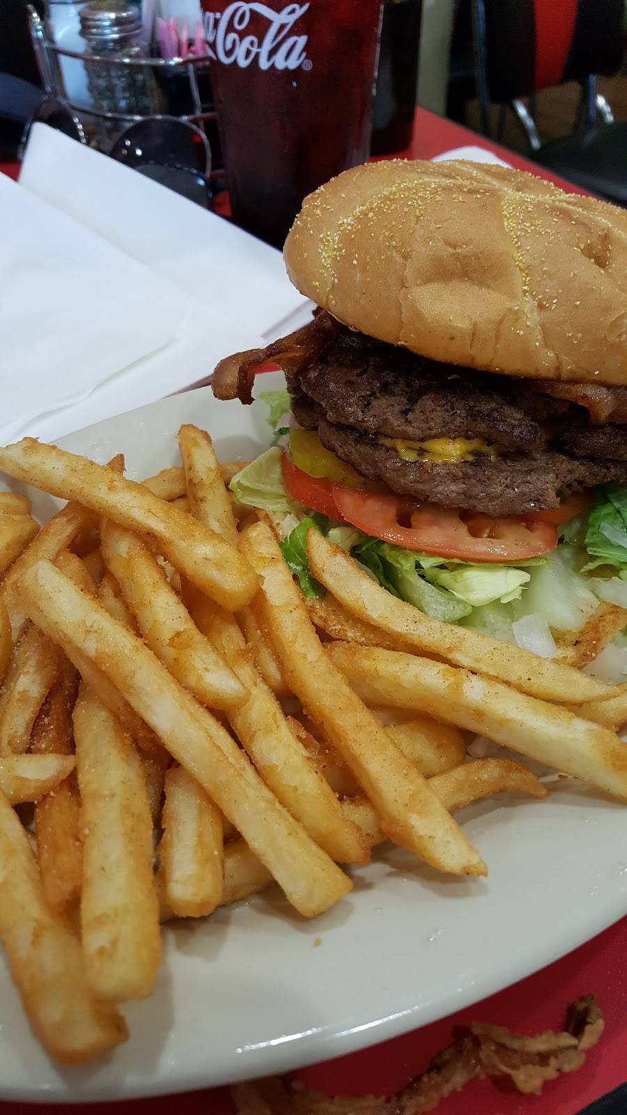 Freeway Cafe #1 | restaurant | 465 S Sheridan Rd, Tulsa, OK 74112, USA | 9188368150 OR +1 918-836-8150