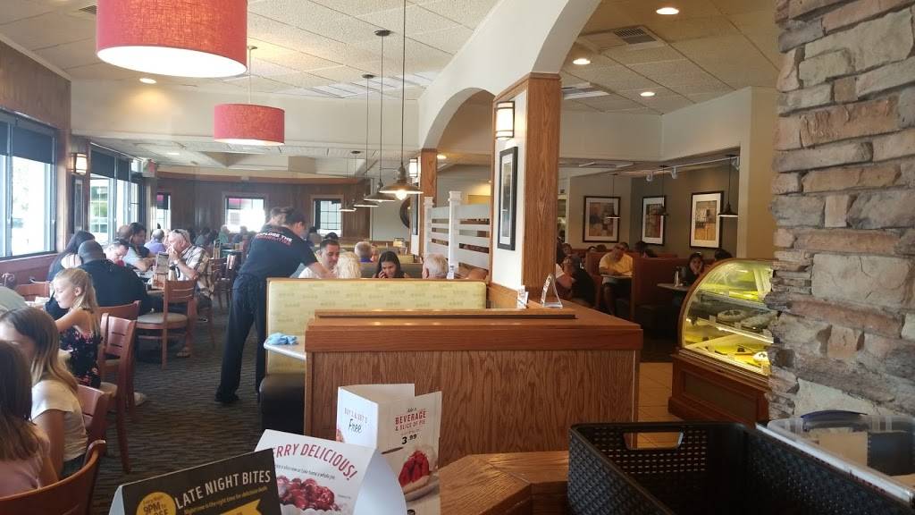 Perkins Restaurant & Bakery | restaurant | 2700 Lee Blvd, Lehigh Acres, FL 33971, USA | 2393691118 OR +1 239-369-1118