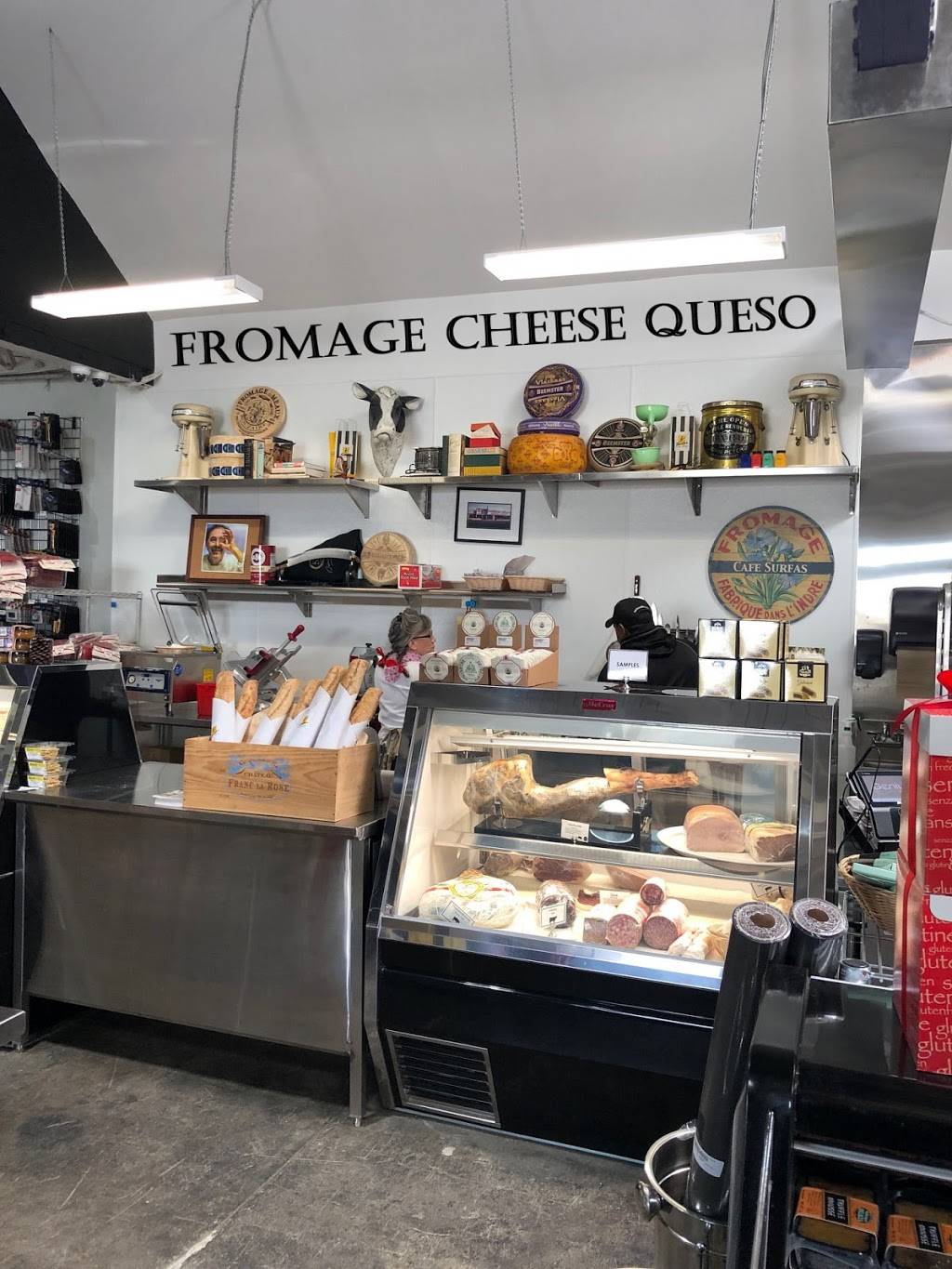 Surfas Culinary District - Cafe, Deli & Restaurant | restaurant | 3225 W Washington Blvd, Los Angeles, CA 90018, USA | 3105594770 OR +1 310-559-4770