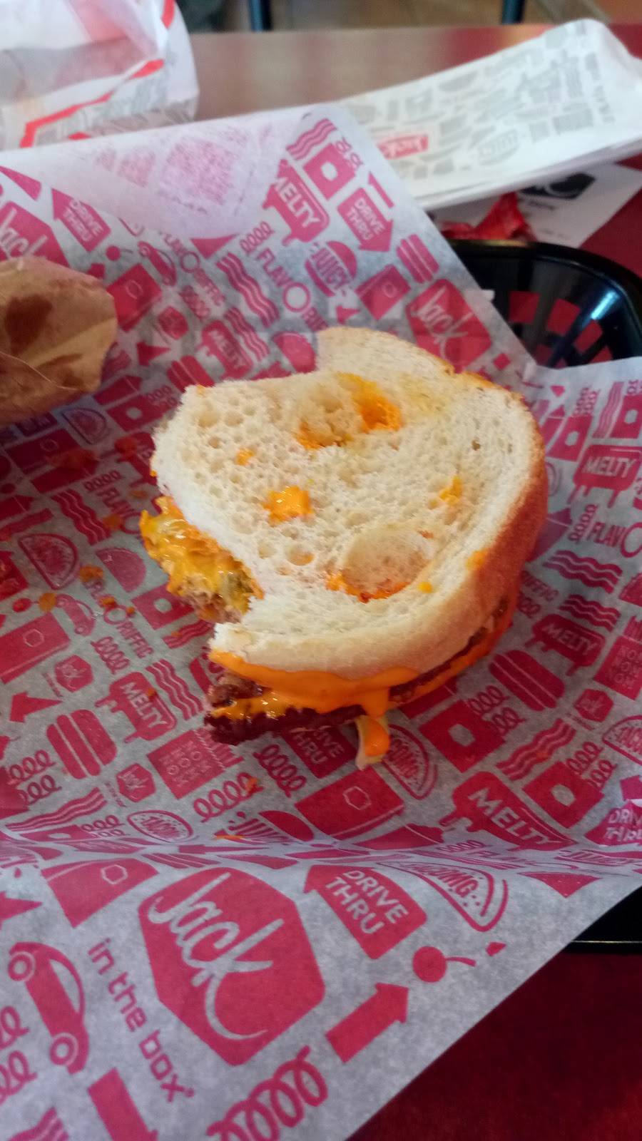 Jack in the Box | restaurant | 6811 W Military Dr, San Antonio, TX 78227, USA | 2106744647 OR +1 210-674-4647