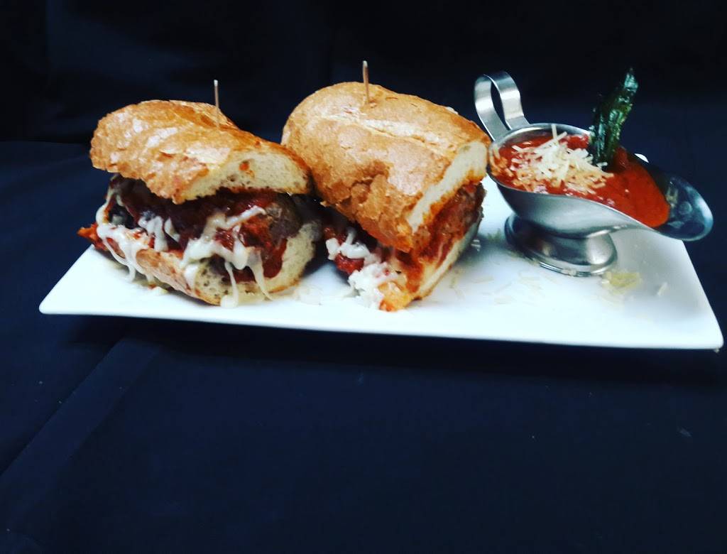 The Pub | restaurant | 23862 Bridger Rd, Lake Forest, CA 92630, USA | 9496525428 OR +1 949-652-5428