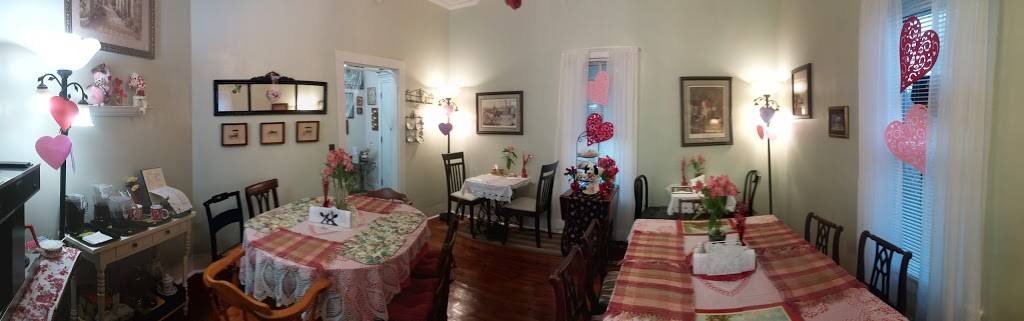 Boarding House Treasures & Tea Room | restaurant | 3903 Ellison St, Hope Mills, NC 28348, USA | 9104917777 OR +1 910-491-7777