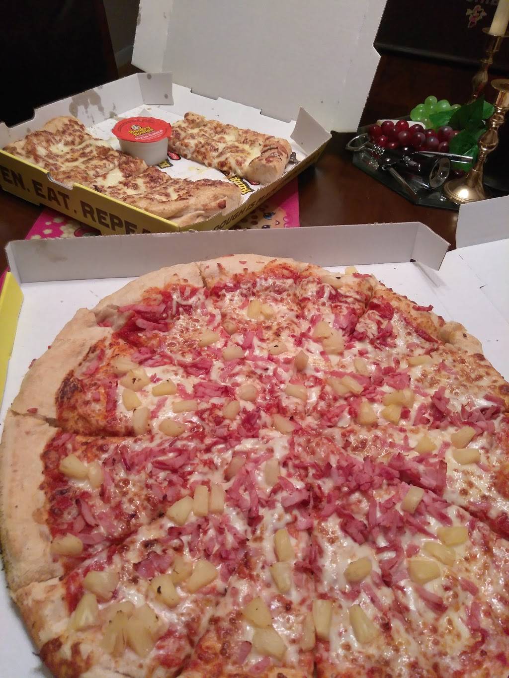 Hungry Howies Pizza | meal delivery | 2400 S French Ave, Sanford, FL 32771, USA | 4073214440 OR +1 407-321-4440