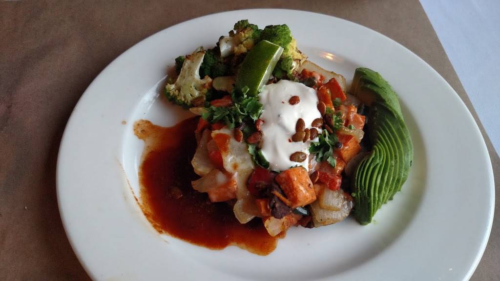 New Moon Café | restaurant | 203 York St, Nevada City, CA 95959, USA | 5302656399 OR +1 530-265-6399