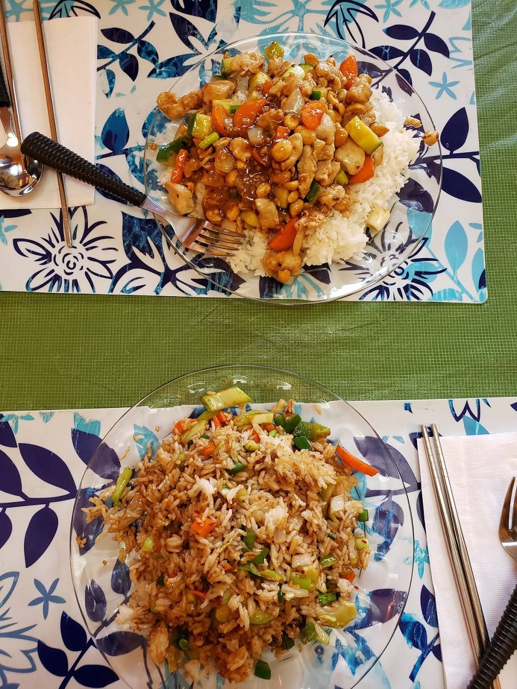 Beijing Hut | restaurant | 1467 Main St W, Hamilton, ON L8S 1C9, Canada | 9055218886 OR +1 905-521-8886