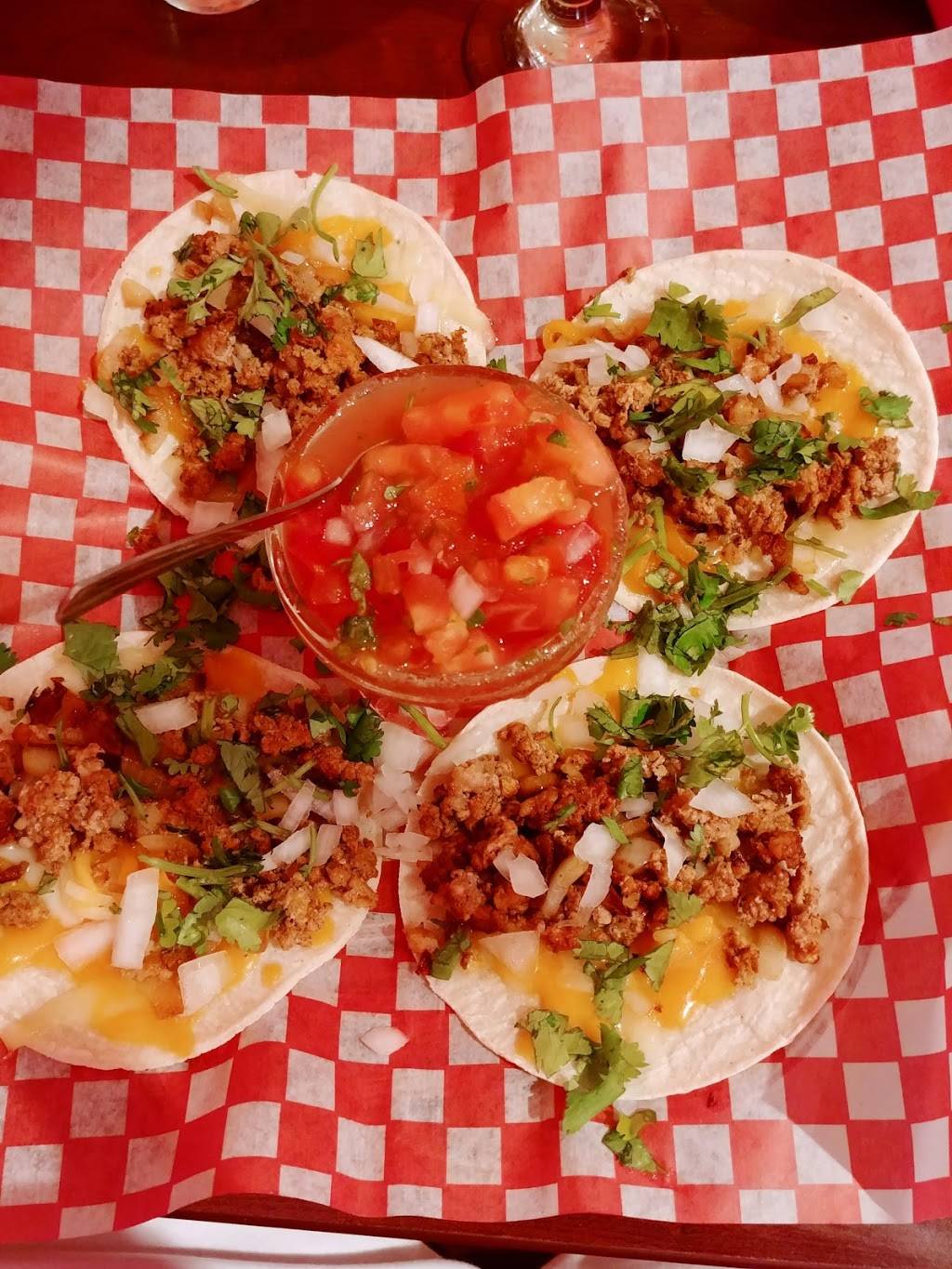 El Tio Luis - Cuisine mexicaine | restaurant | 93 Rue du Marché, Salaberry-de-Valleyfield, QC J6T 1P6, Canada | 4508542022 OR +1 450-854-2022