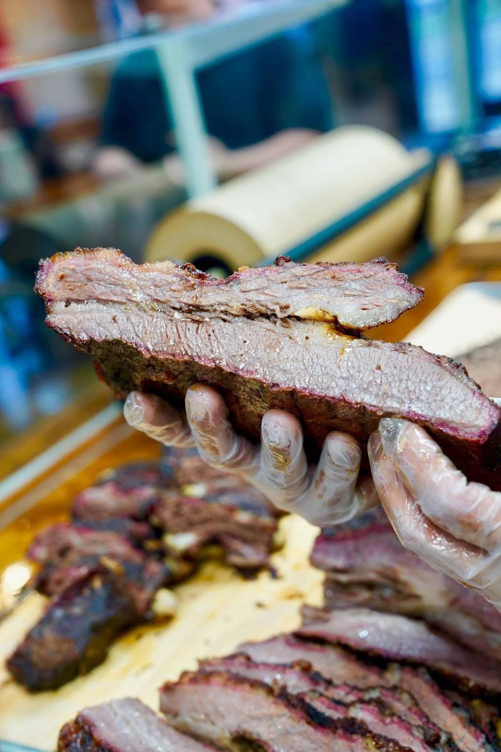 Noahs Smokehouse | restaurant | 940 Monroe St, Dearborn, MI 48124, USA | 3137685700 OR +1 313-768-5700