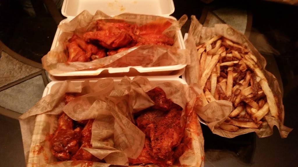 Wingstop | restaurant | 1110 Truman St #101, San Fernando, CA 91340, USA | 8183619464 OR +1 818-361-9464