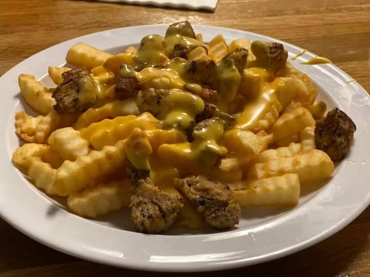 MAMA Js Place | restaurant | 119 W Yoakum Ave, Chaffee, MO 63740, USA | 5733189199 OR +1 573-318-9199