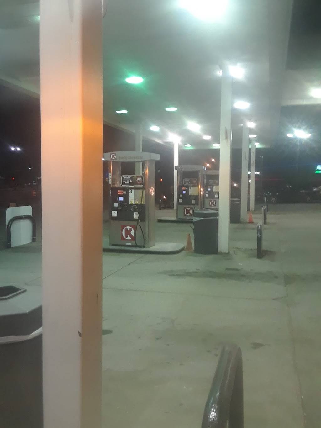 Circle K | meal takeaway | 300 Richmond Rd N, Berea, KY 40403, USA | 8599858493 OR +1 859-985-8493