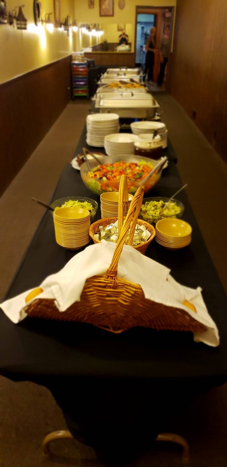 Kobans Restaurant | restaurant | 3045 Niagara St, Niagara Falls, NY 14303, USA | 7162825151 OR +1 716-282-5151