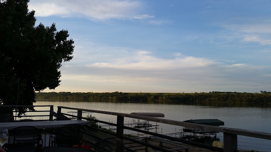 Sodak Shores | restaurant | 13514 Sodak Rd, Wilmot, SD 57279, USA | 6059384825 OR +1 605-938-4825