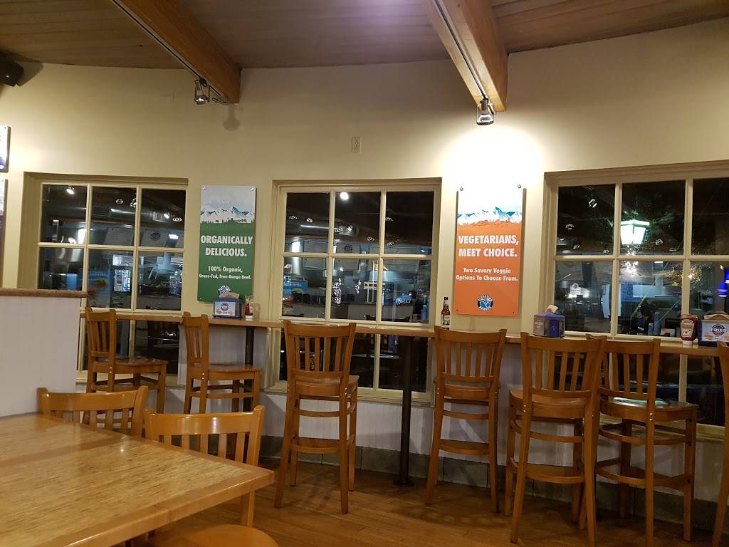 Elevation Burger | restaurant | 205 Commercial St, Portland, ME 04101, USA | 2077756800 OR +1 207-775-6800