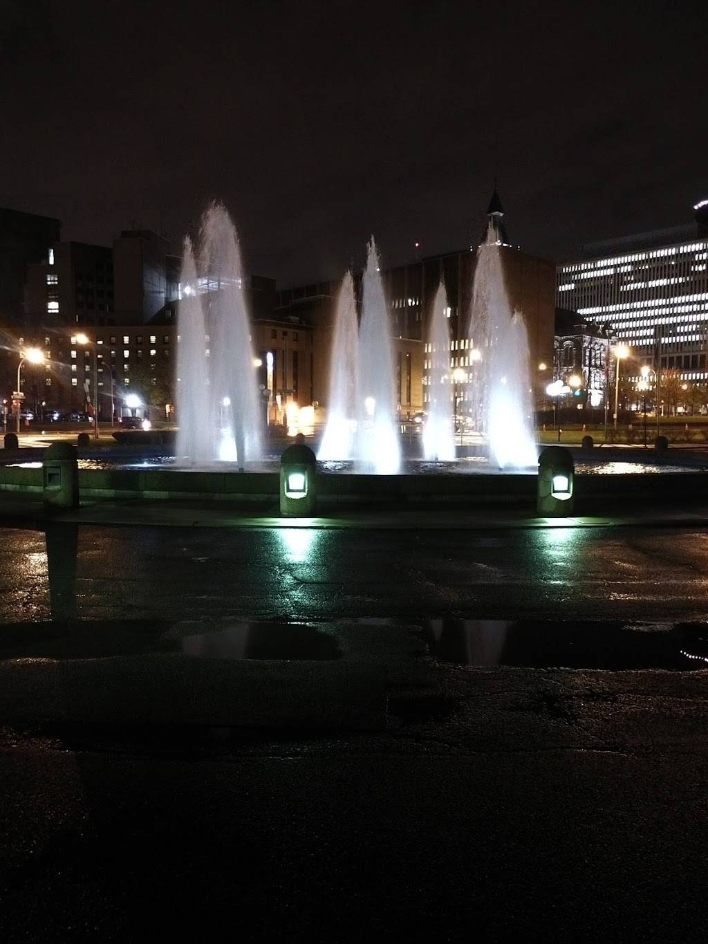 Harbor Bistro & Bar | restaurant | 120 Church St, Buffalo, NY 14202, USA | 7168455100 OR +1 716-845-5100