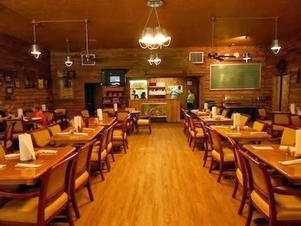 Farmstead Restaurant | restaurant | 142 S McCrary Rd, Columbus, MS 39702, USA | 6622408860 OR +1 662-240-8860