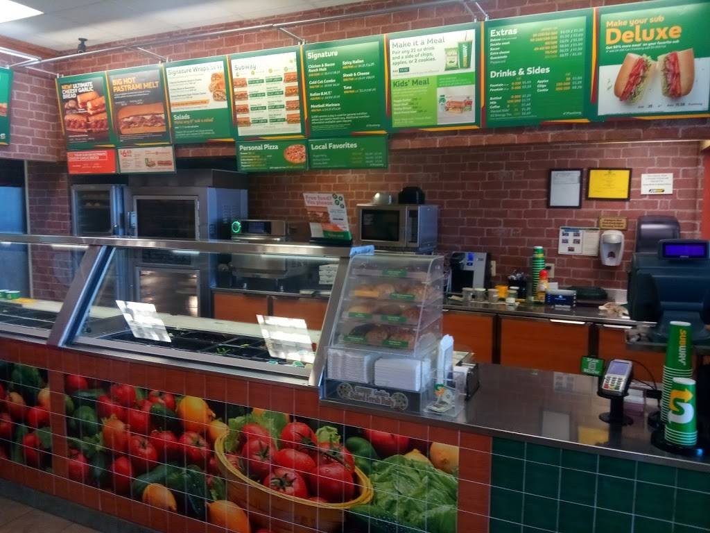 Subway Restaurants | restaurant | 42010 Village Center Plaza #140, Stone Ridge, VA 20105, USA | 7035428090 OR +1 703-542-8090