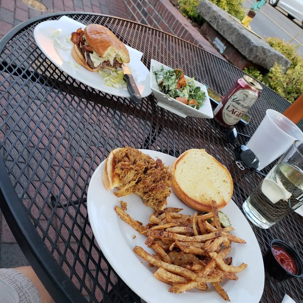 Main Street Pub | restaurant | 252 W Main St, Spartanburg, SC 29306, USA | 8645731165 OR +1 864-573-1165