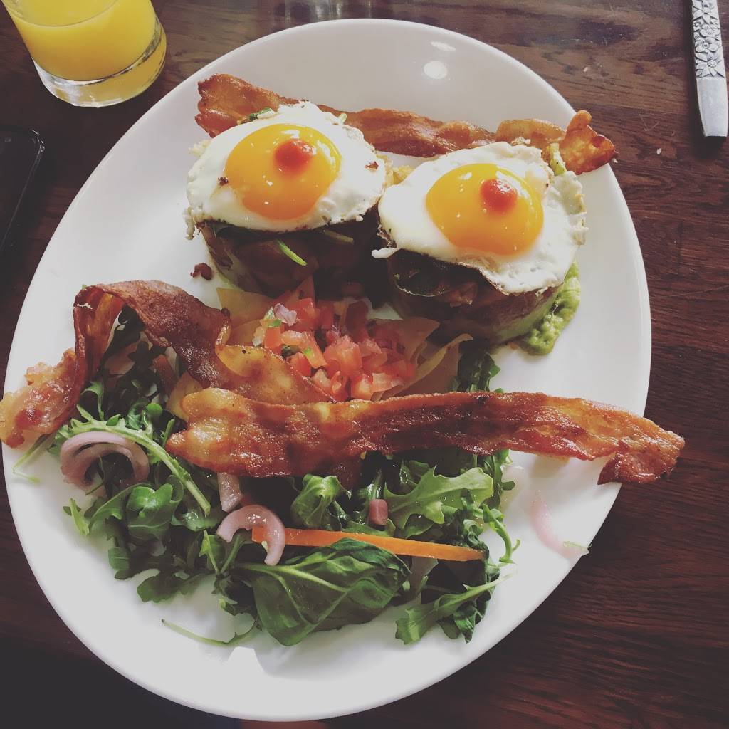 YAYA | restaurant | 1186 Queen St E, Toronto, ON M4M 1L4, Canada | 4164639292 OR +1 416-463-9292