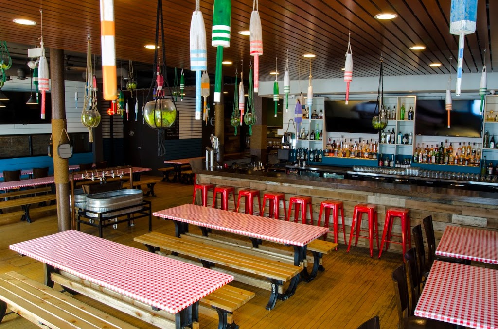 Lowcountry Lakeview | restaurant | 3343 N Clark St, Chicago, IL 60657, USA | 3128666161 OR +1 312-866-6161