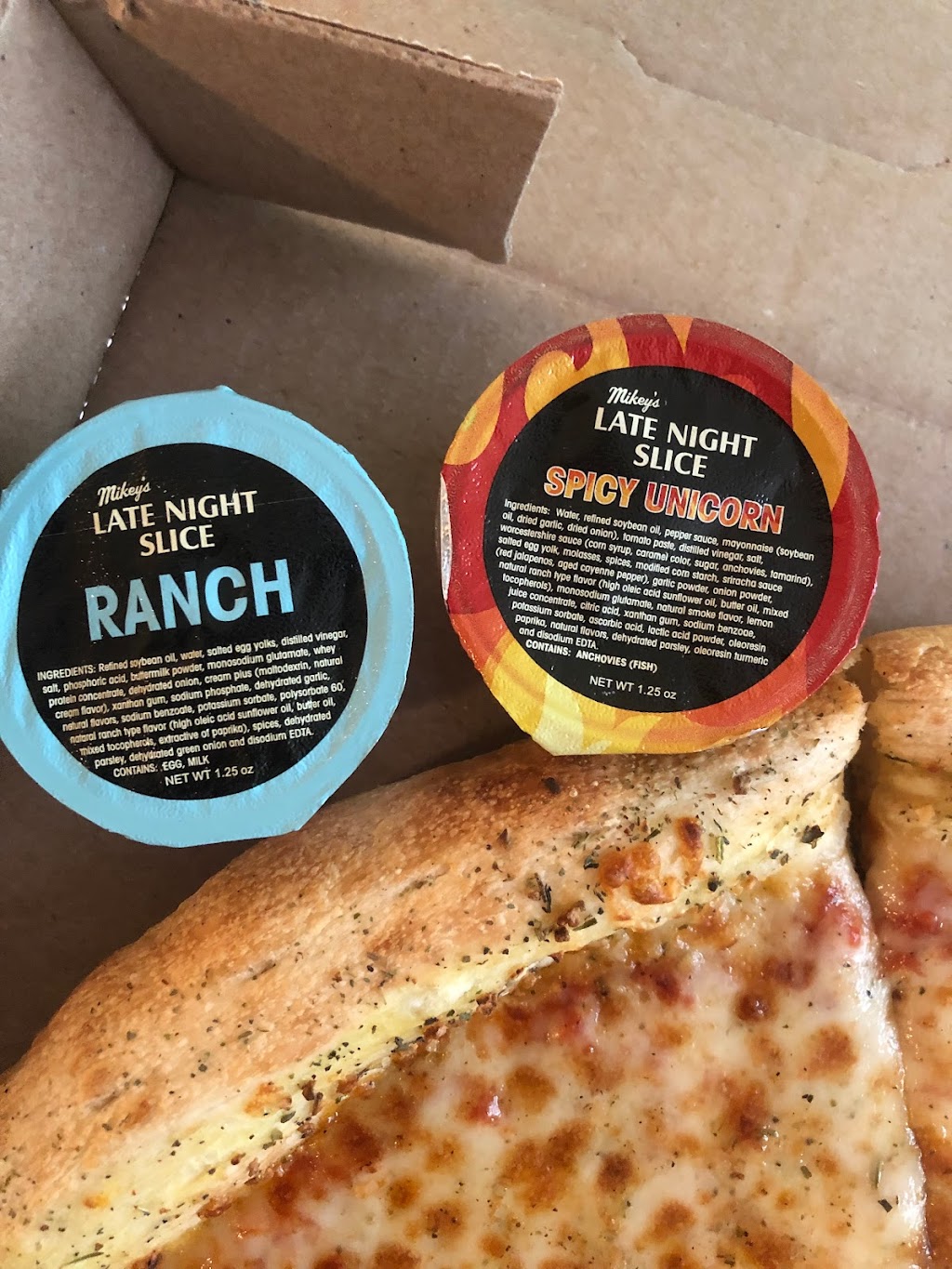 Mikeys Late Night Slice | restaurant | 892 Oak St, Columbus, OH 43205, USA | 6149271136 OR +1 614-927-1136