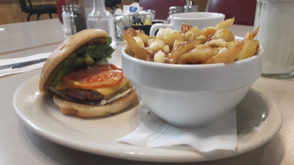 Restaurant Chez Julie | restaurant | 87 Rue Principale, Notre-Dame-du-Laus, QC J0X 2M0, Canada | 8197672504 OR +1 819-767-2504