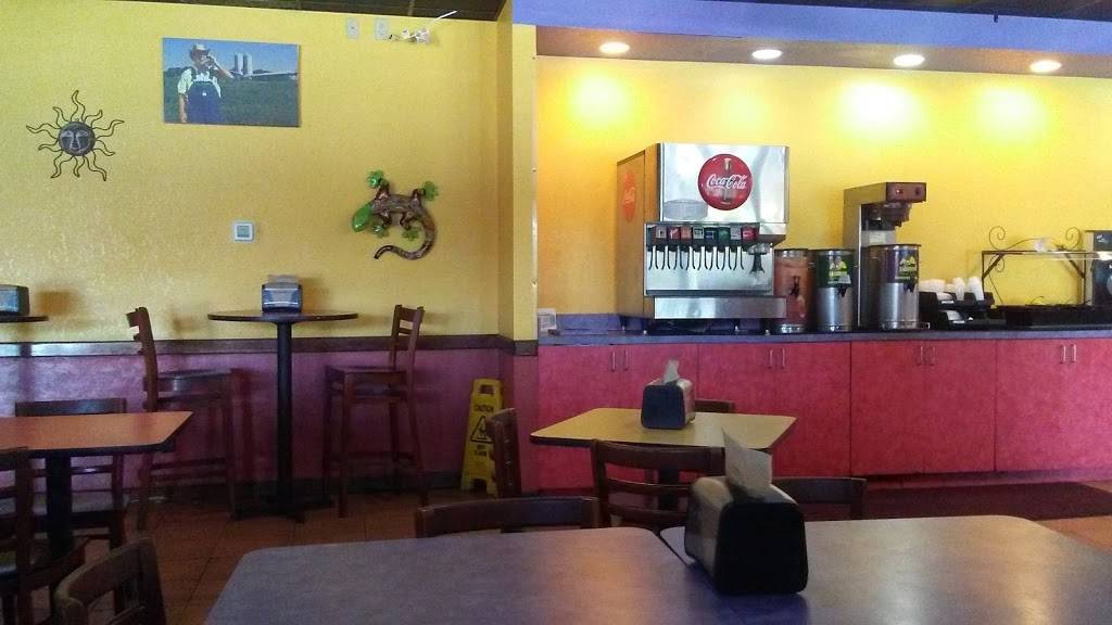 Barberitos Southwestern Grille & Cantina | restaurant | 250 Golden Isles Plaza, Brunswick, GA 31520, USA | 9122612840 OR +1 912-261-2840